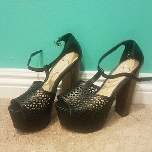 Jessica Simpson black platform heels